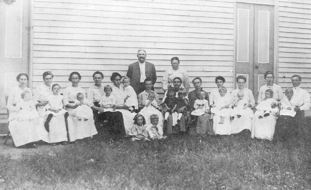 1914 – Austin Christian Church baby outing